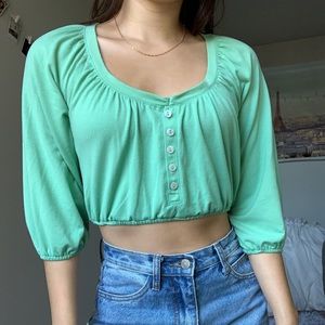 *SOLD* CROPPED QUARTER SLEEVE SHIRT